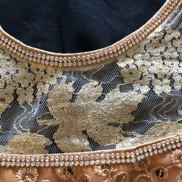 Brand new saree blouse with embellished details - Picture 2 of 6
